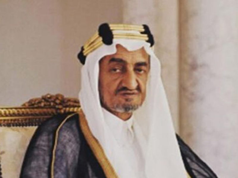شاهد بالفيديو: لقطات نادرة للملك فيصل وهو يؤدي مناسك الحج على ظهر حصان